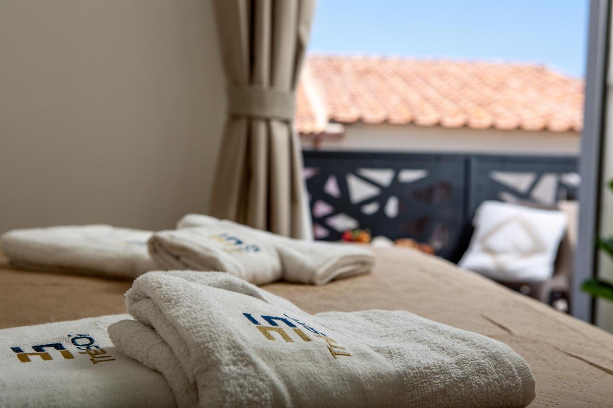 Hotel Tresor à Santa Teresa Gallura Extérieur photo